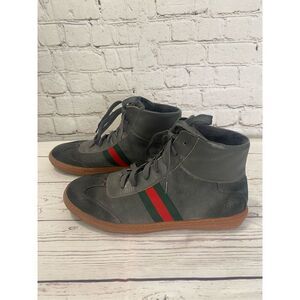 Men’s fashion sneakers